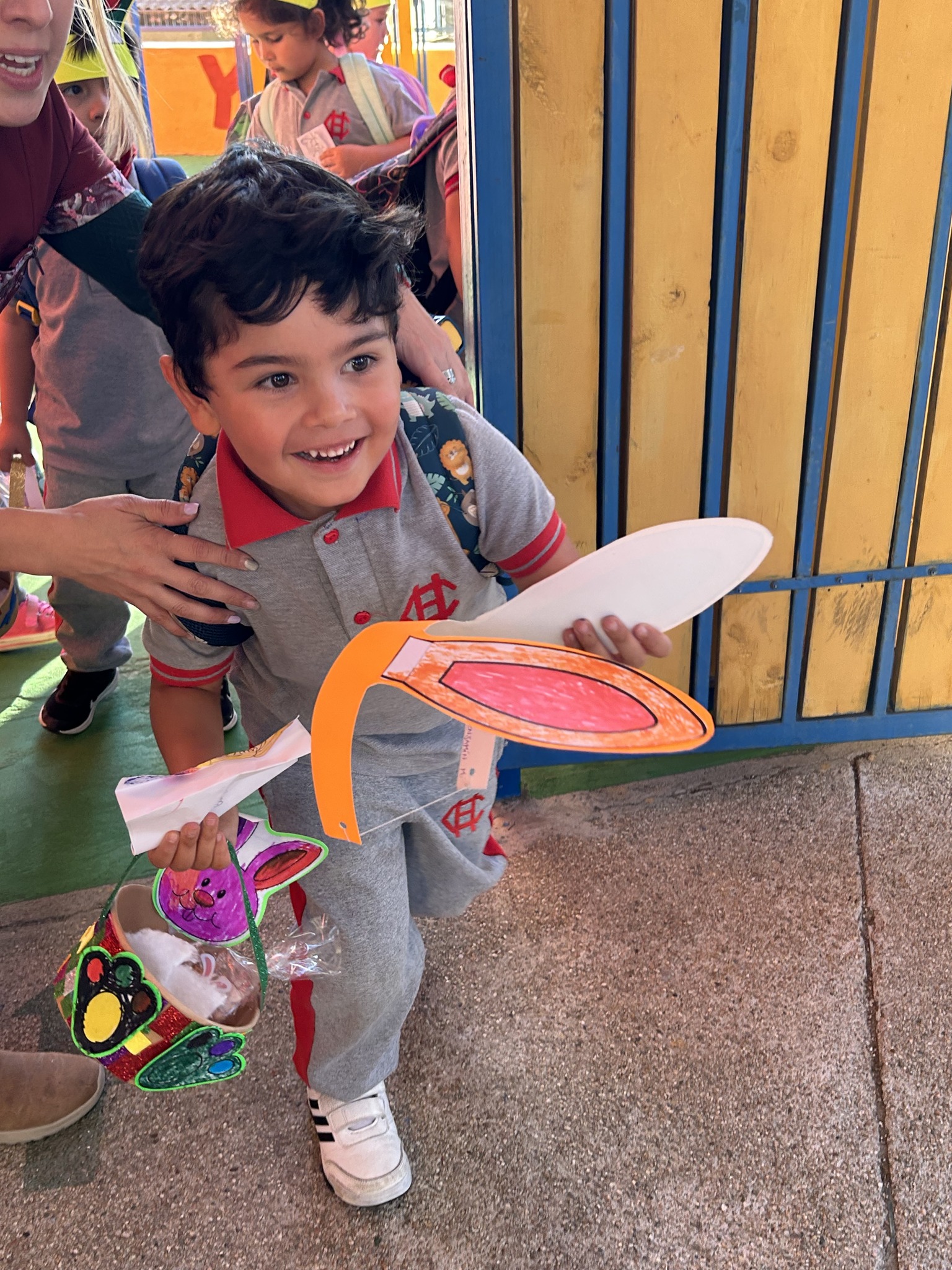 ¡Momentos dulces y llenos de alegría! 2025 - 489927878_1153893063200351_5422760059967255578_n.jpg